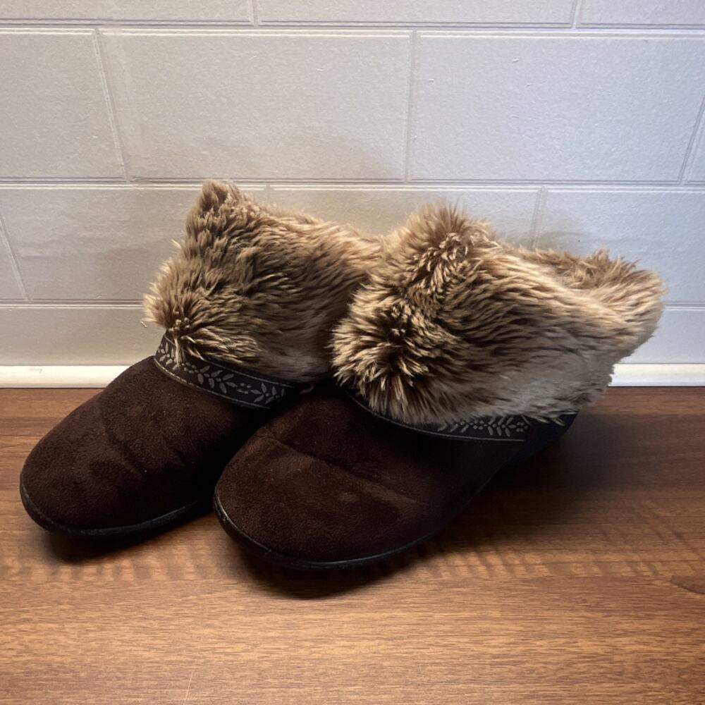 Isotoner Womens Clog Slippers Size 7.5-8 Brown Faux Fur Trim